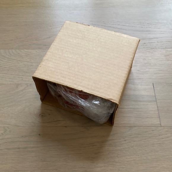 Set of 3 Nesting Holiday Tins - Picture 11 of 11